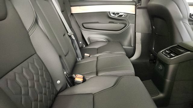 New 2026 Volvo XC90 T8 Plus w/ Protection Package AWD/4WD image 35