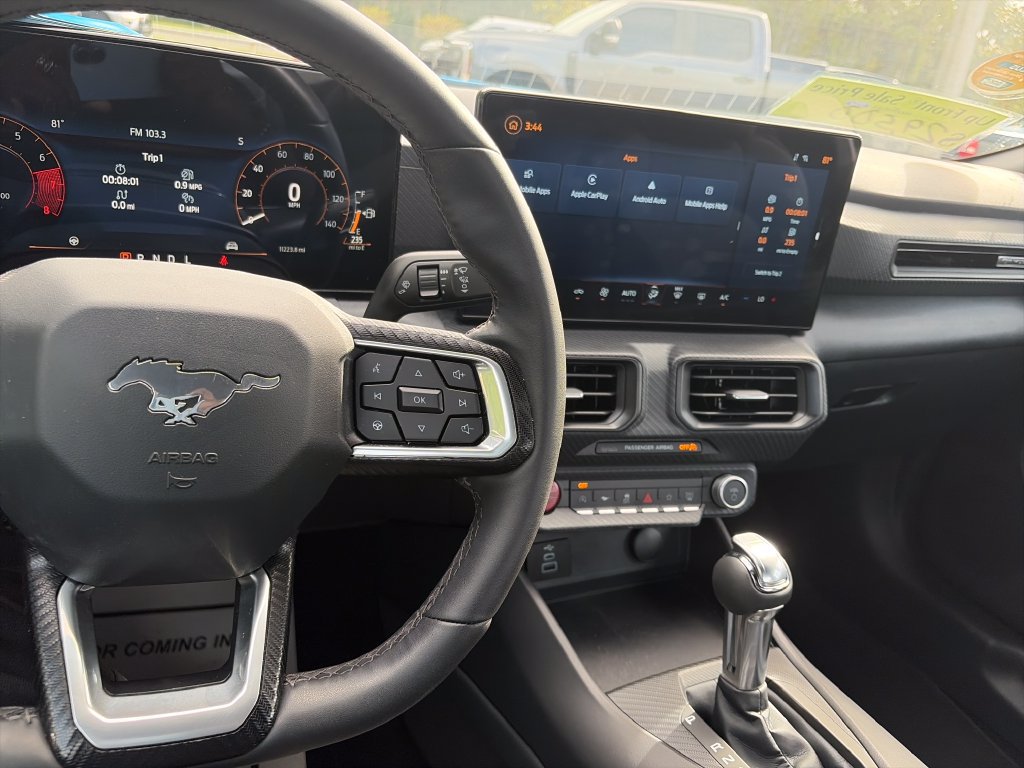 Used 2025 Ford Mustang Coupe RWD image 35
