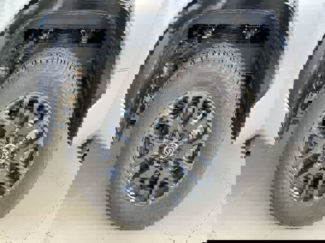 Used 2024 Toyota Tundra Platinum image 13