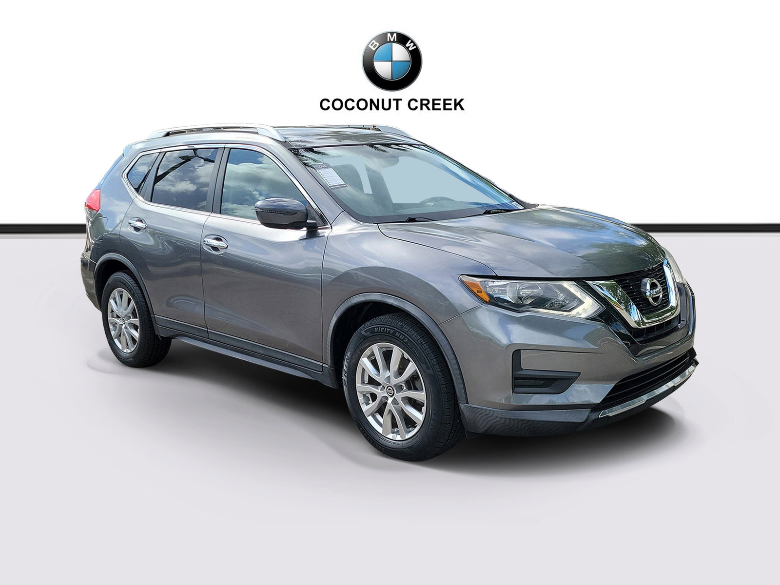 Used 2017 Nissan Rogue SV FWD video 1