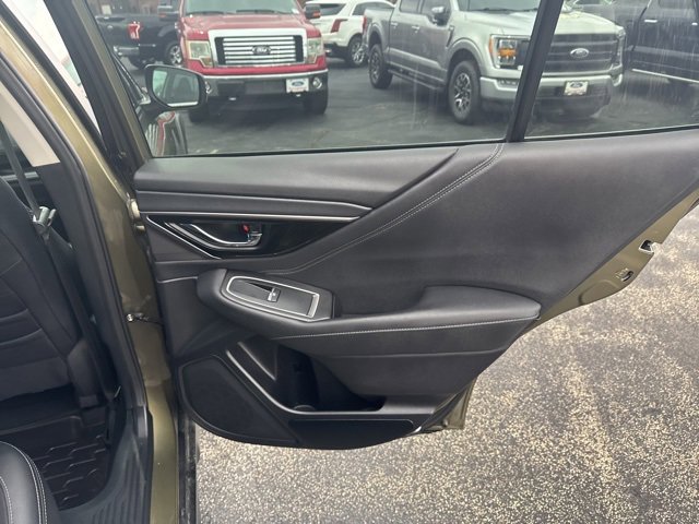 Used 2025 Subaru Outback Limited w/ Popular Package #2 image 37