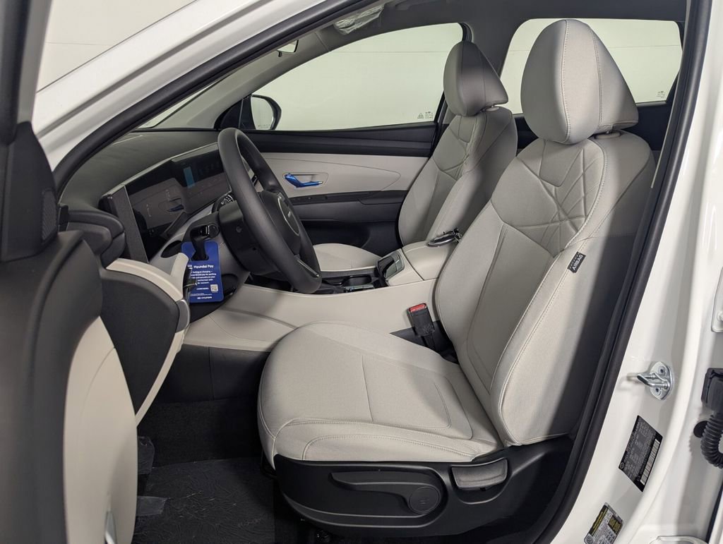 New 2026 Hyundai Tucson SE FWD image 12
