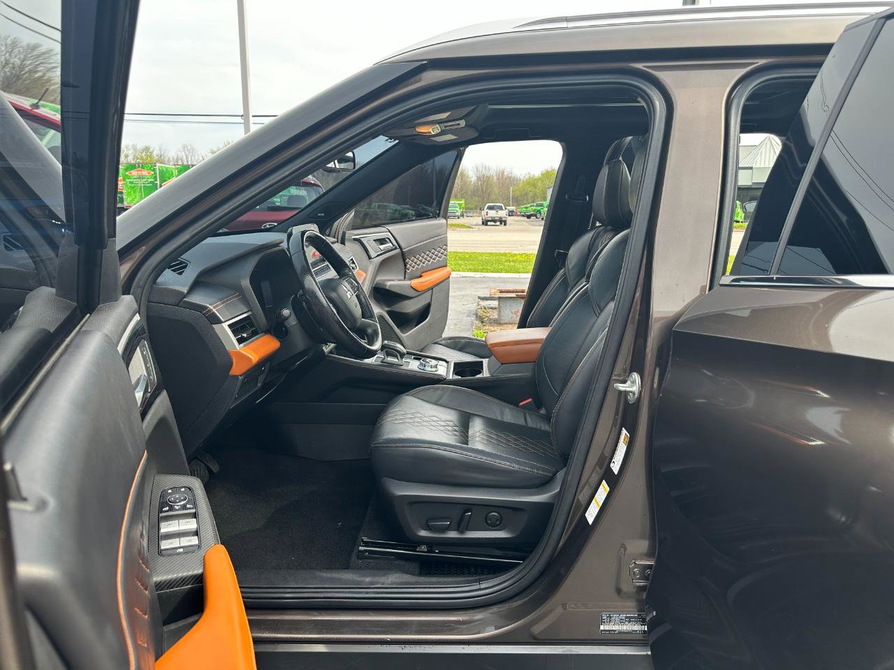 Used 2022 Mitsubishi Outlander SEL AWD/4WD image 18