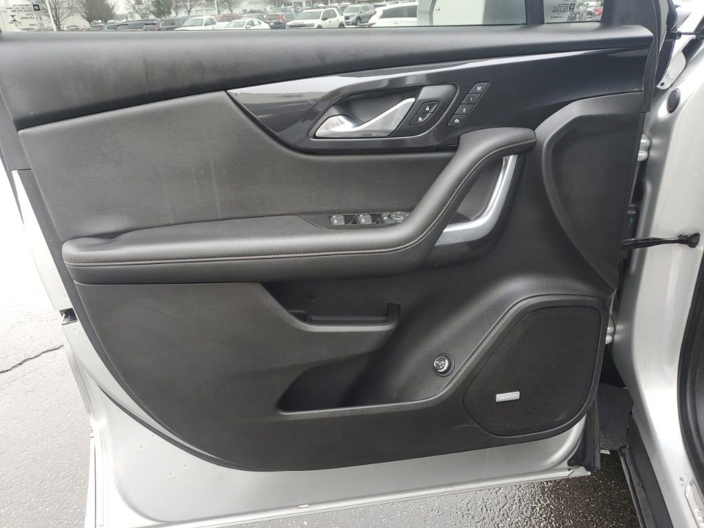 Used 2020 Chevrolet Blazer Premier w/ Driver Confidence II Package image 16