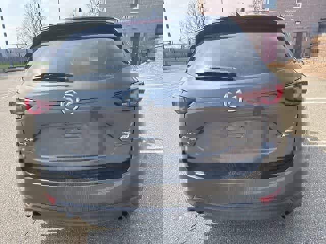 Used 2017 MAZDA CX-5 Touring w/ I-ACTIVSENSE Package image 16