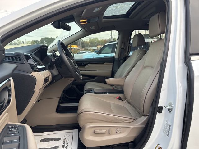 Used 2024 Honda Odyssey Elite image 12
