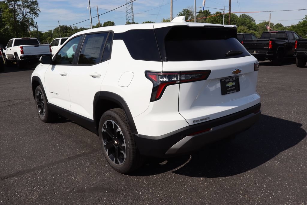 New 2026 Chevrolet Equinox LT w/ Convenience Package II FWD image 3
