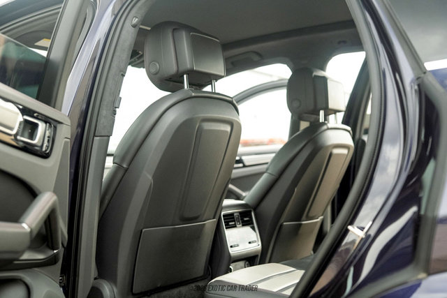 Used 2019 Porsche Cayenne Turbo image 24