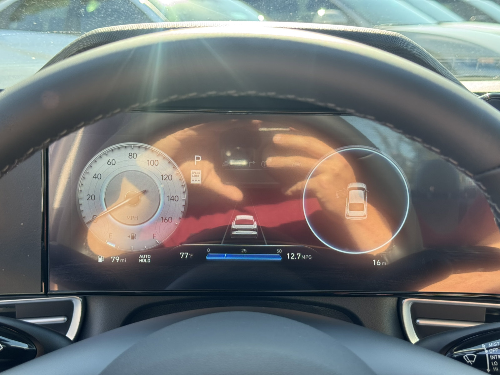 New 2025 Hyundai Elantra Limited w/ Cargo Package image 19