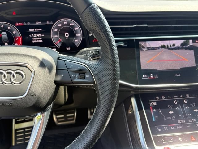 Used 2024 Audi SQ7 Prestige AWD/4WD image 32
