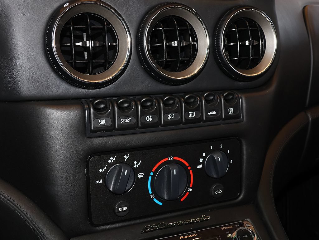 Used 1997 Ferrari 550 Maranello image 42