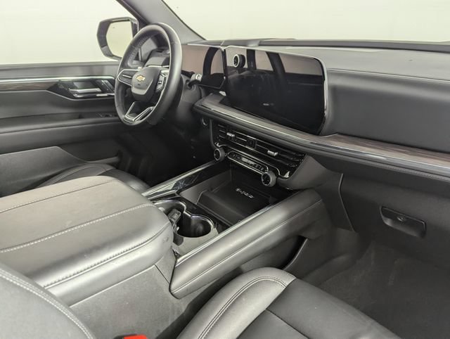 Used 2025 Chevrolet Tahoe LT AWD/4WD image 23