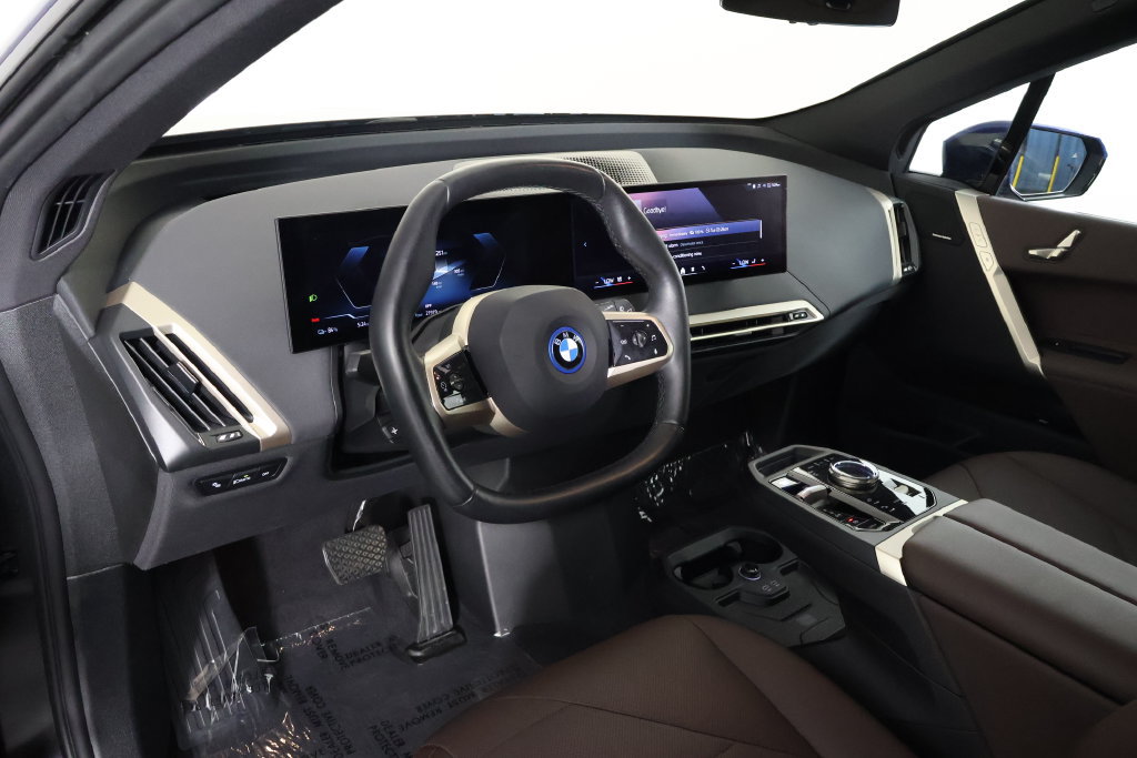 Certified 2024 BMW iX xDrive50 w/ Convenience Package AWD/4WD image 7