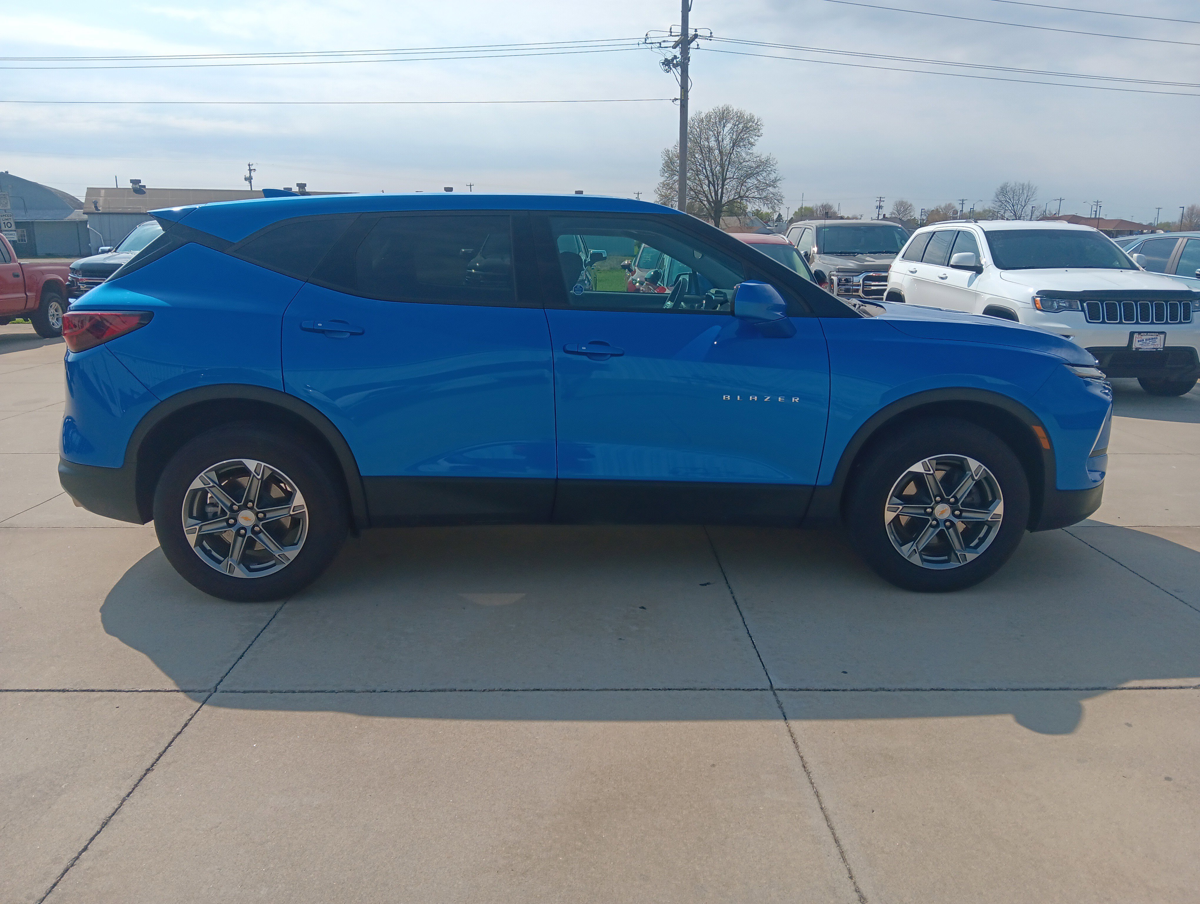 Used 2024 Chevrolet Blazer LT w/ LPO, Floor Liner Package image 4