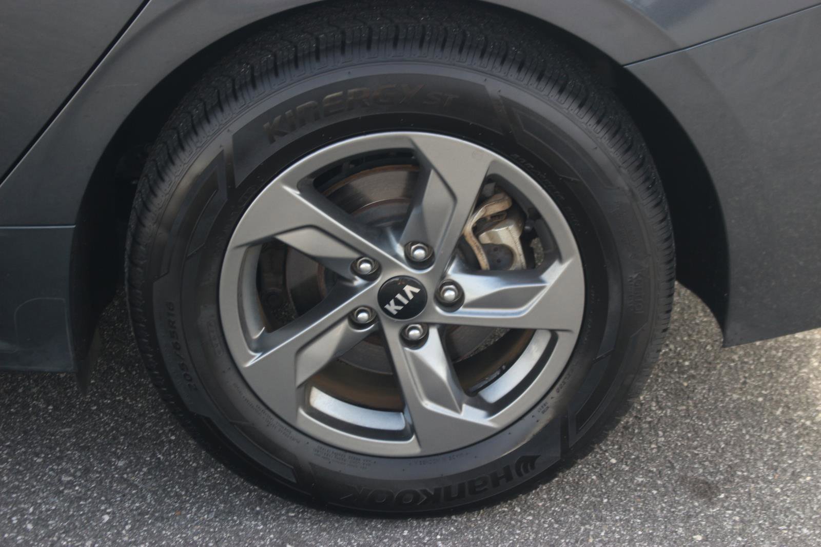 Used 2021 Kia K5 LXS image 30