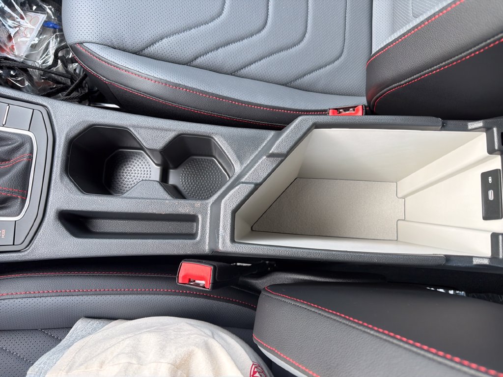 New 2027 Volkswagen Jetta GLI Autobahn FWD image 21