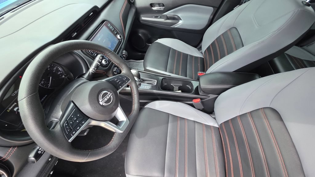 Used 2023 Nissan Kicks SR w/ SR Premium Package FWD image 12
