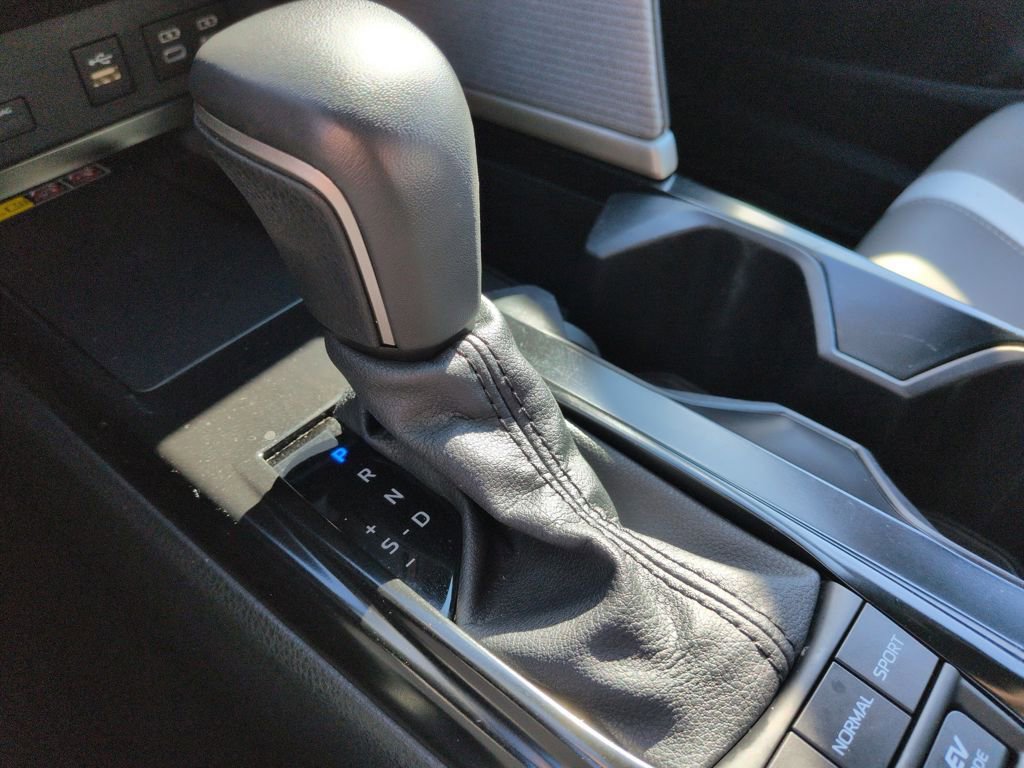 Certified 2025 Toyota Camry SE AWD/4WD image 24
