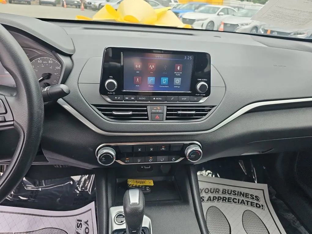 Used 2023 Nissan Altima 2.5 S image 14