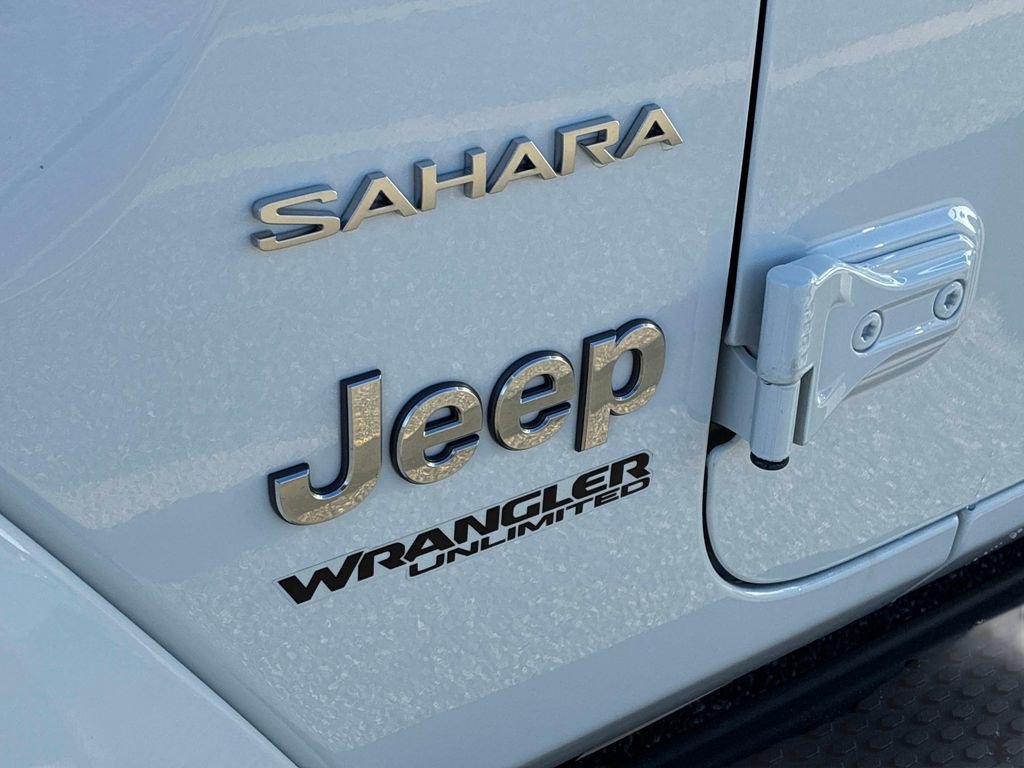 Used 2022 Jeep Wrangler Unlimited Sahara image 19