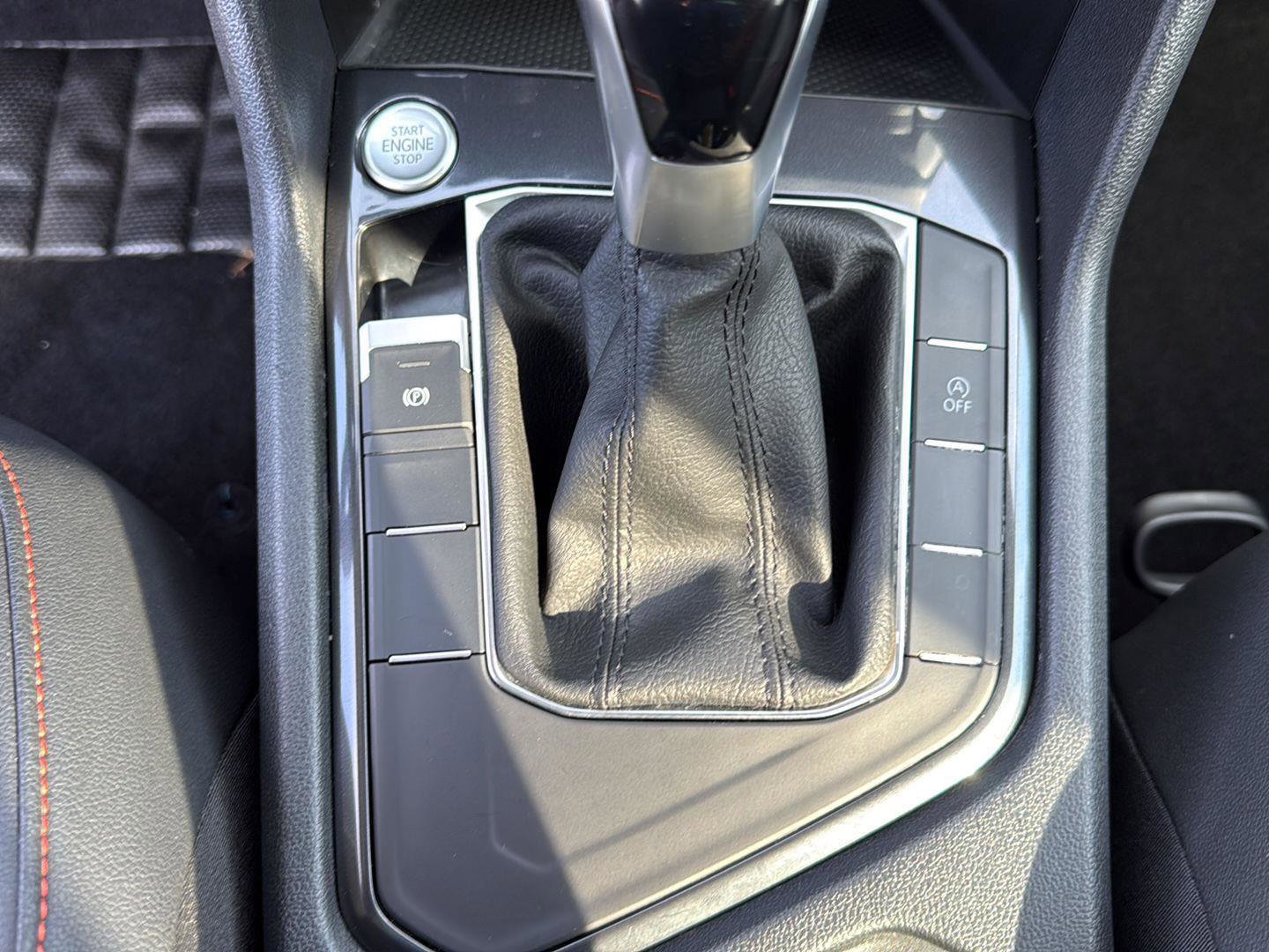 Used 2024 Volkswagen Tiguan Wolfsburg Edition image 18