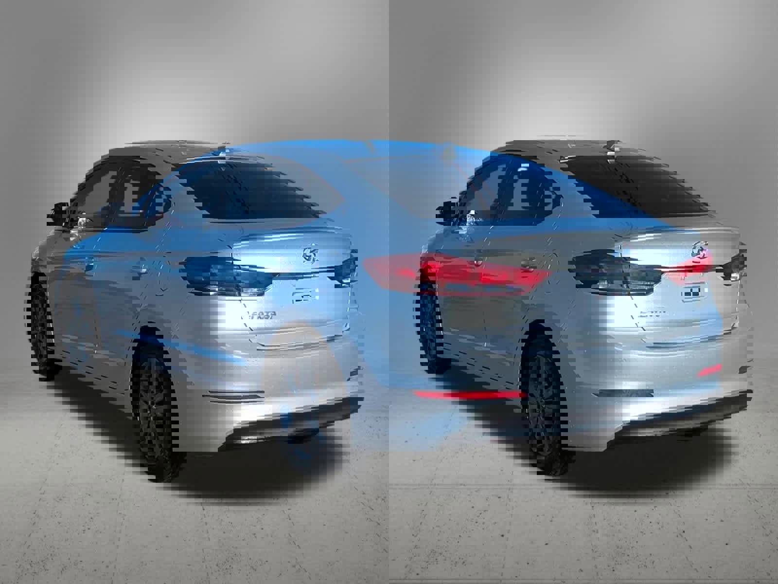 Used 2018 Hyundai Elantra SEL image 4