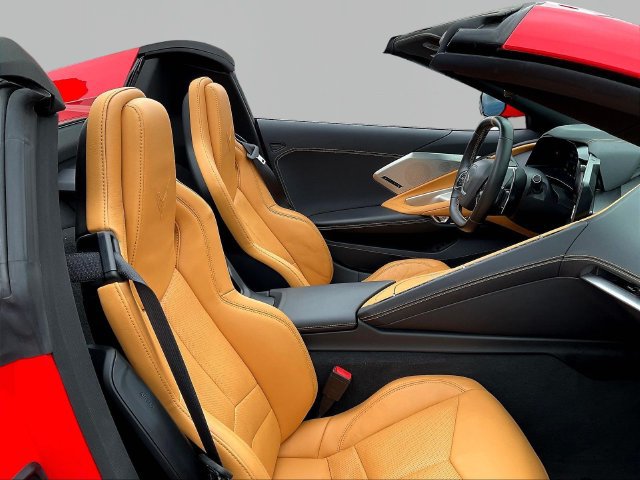 Used 2021 Chevrolet Corvette Stingray Preferred Conv w/ Z51 Performance Package RWD image 24