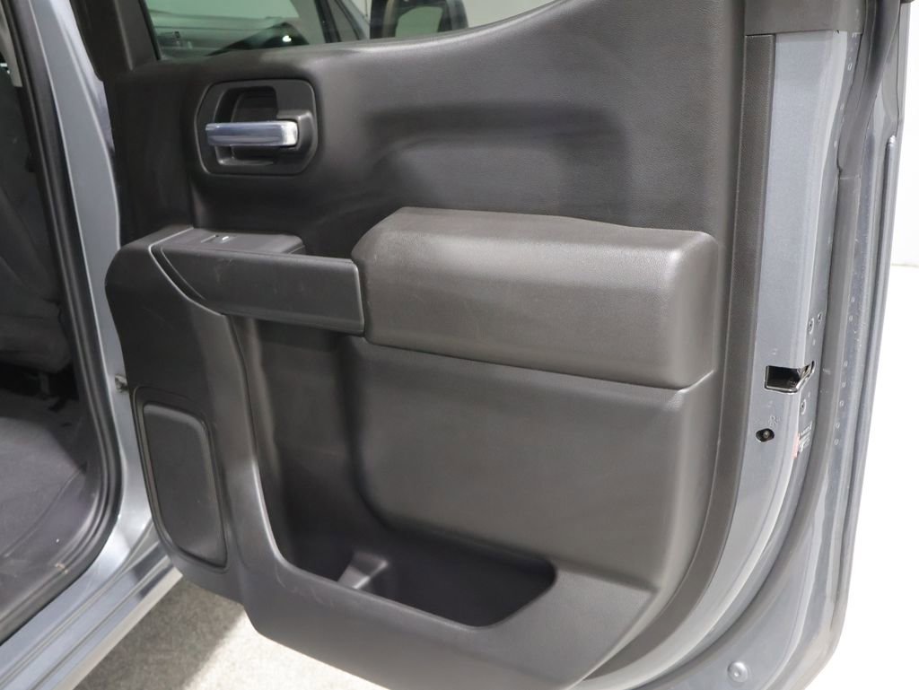 Used 2021 Chevrolet Silverado 1500 Custom Trail Boss AWD/4WD image 20