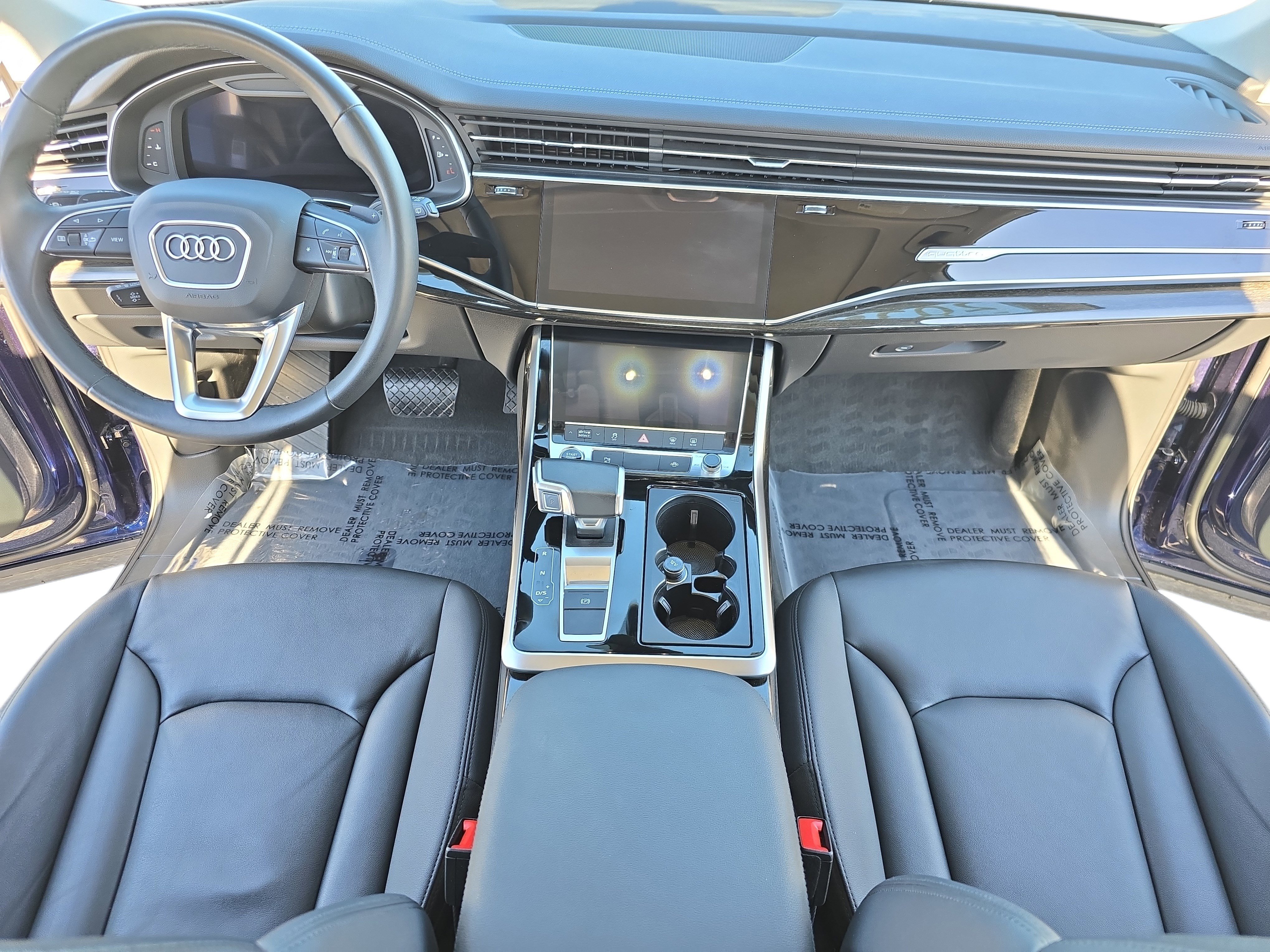 Used 2023 Audi Q7 2.0T Premium w/ Towing Package image 9