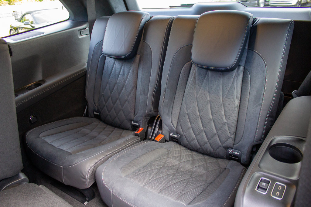 Used 2026 Mercedes-Benz GLS 63 AMG 4MATIC image 24