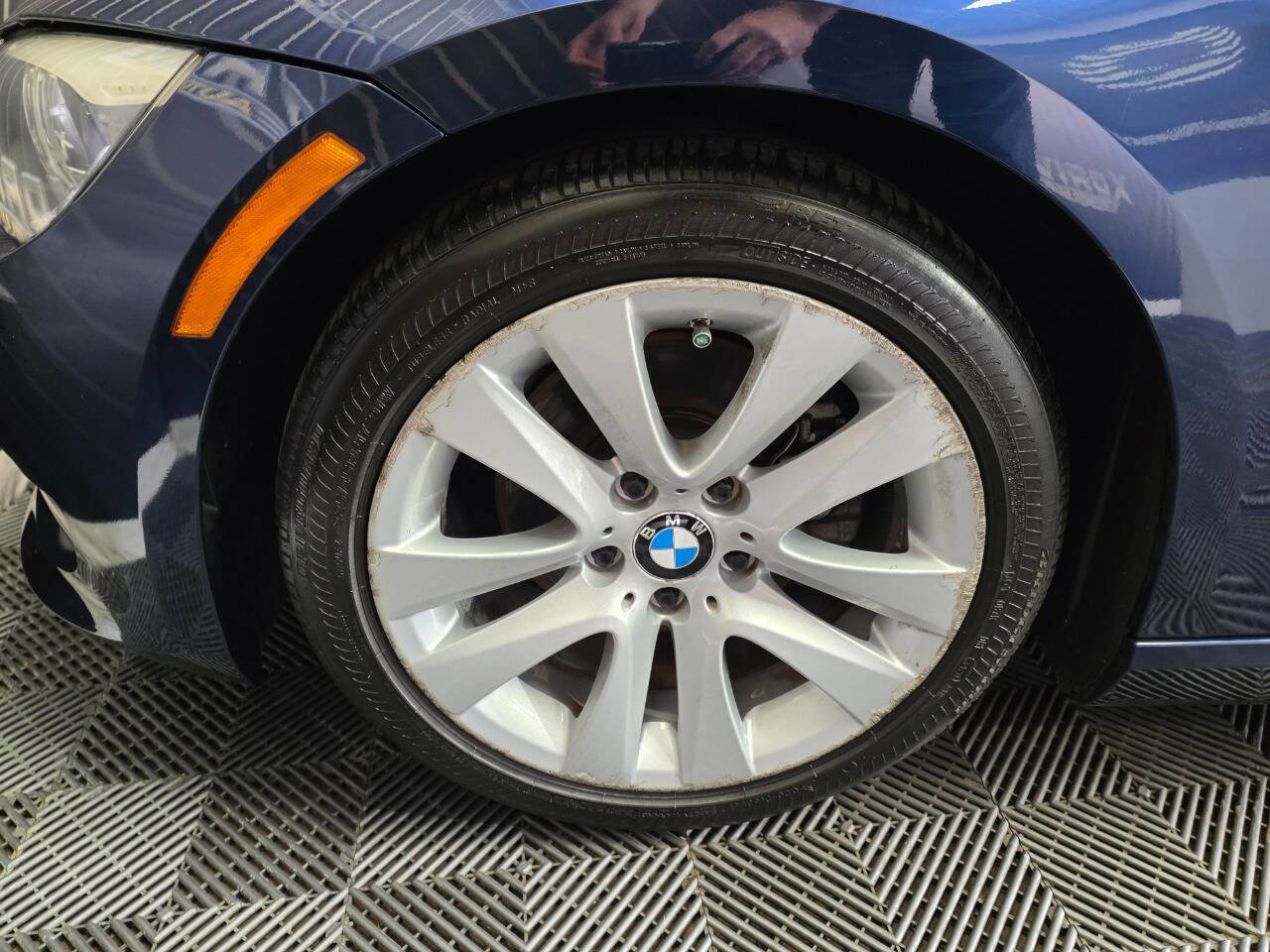 Used 2013 BMW 328i Convertible RWD image 31