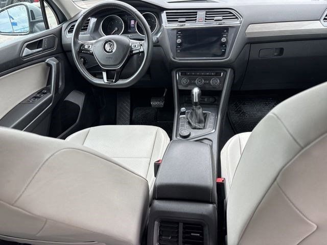 Used 2021 Volkswagen Tiguan SE AWD/4WD image 36