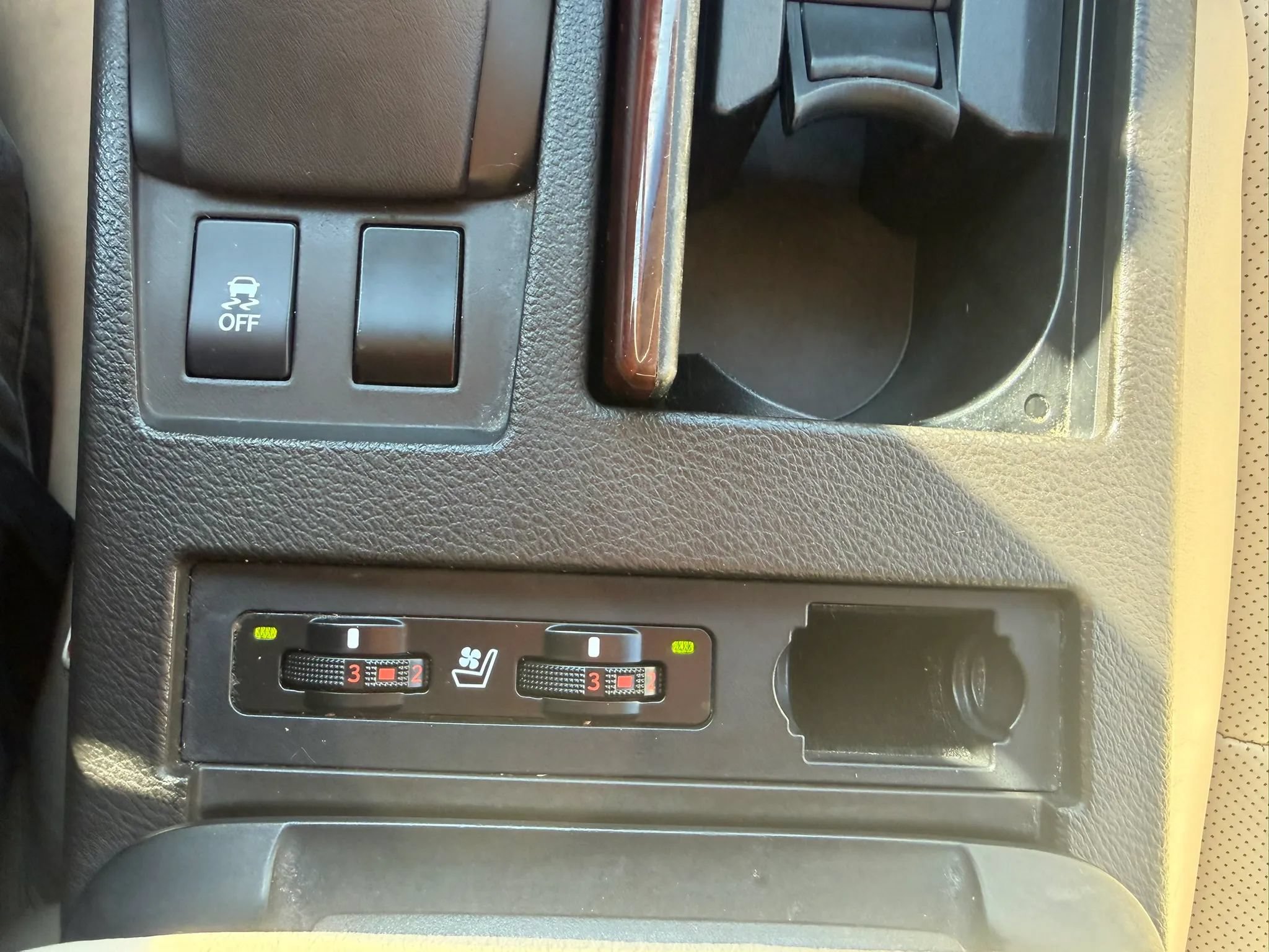 Used 2013 Lexus RX 350 FWD w/ Navigation Pkg image 23