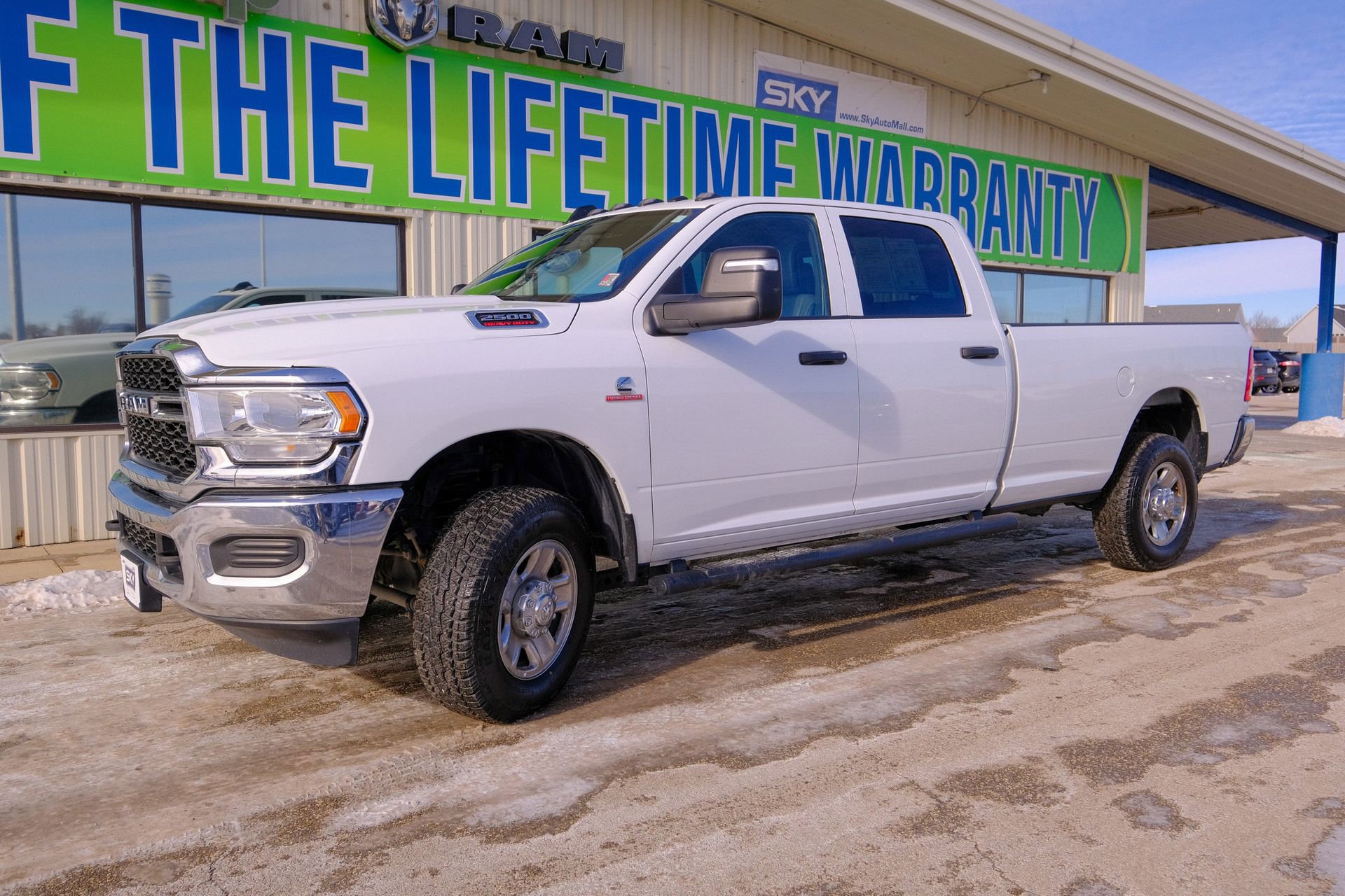 Used 2024 RAM 2500 Tradesman w/ Chrome Appearance Group image 2