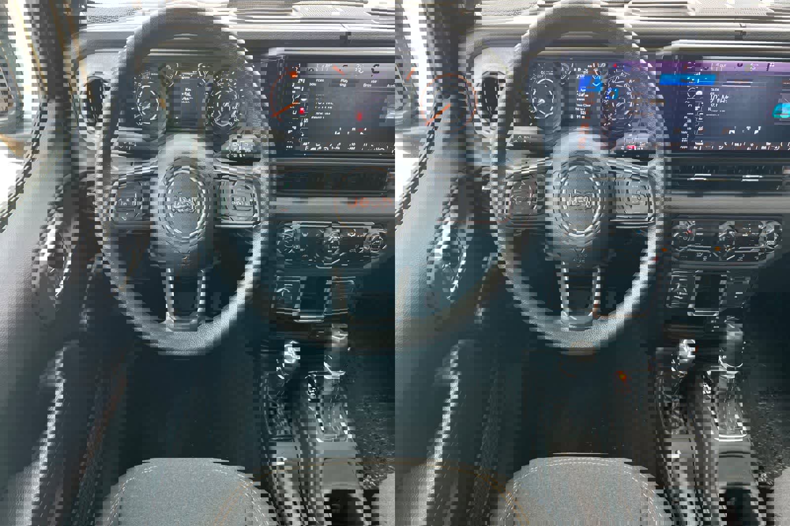 Used 2024 Jeep Wrangler Sport image 16