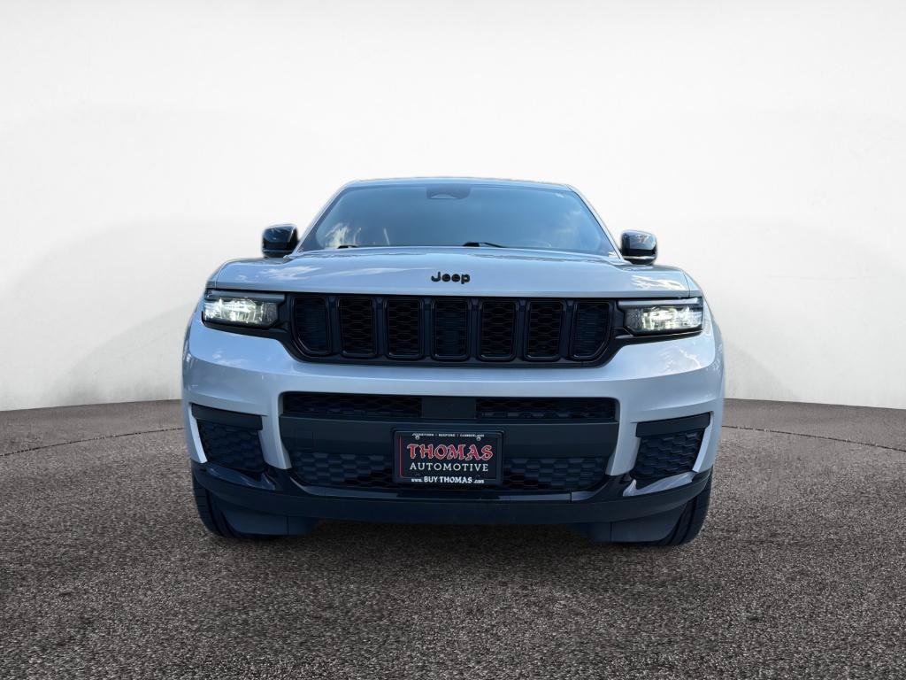 Used 2021 Jeep Grand Cherokee L Laredo AWD/4WD image 2