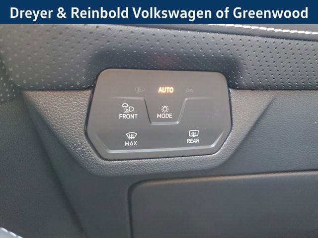 New 2026 Volkswagen Atlas SE image 28