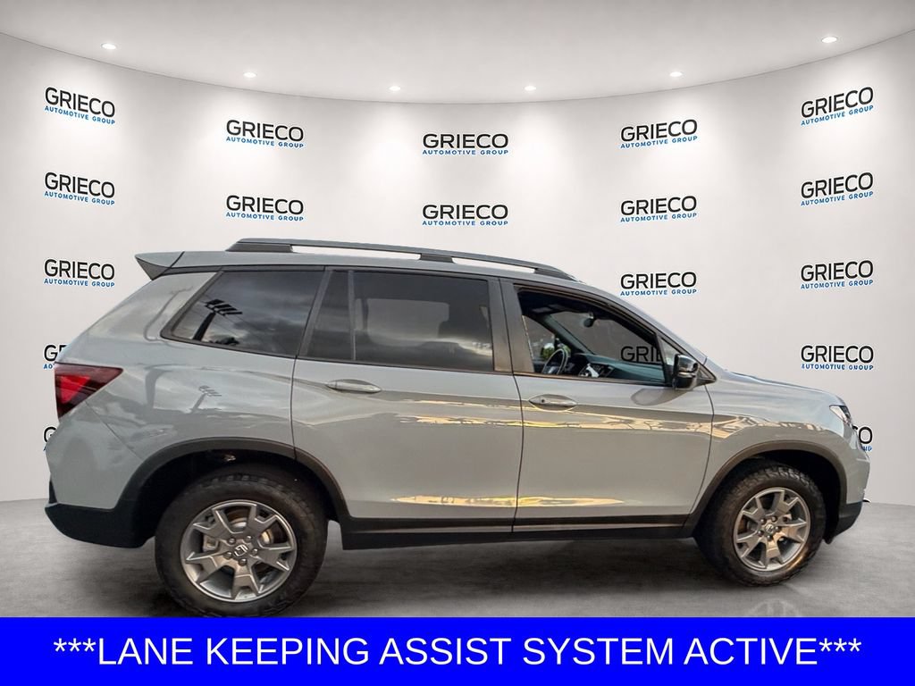 Used 2025 Honda Passport TrailSport image 8