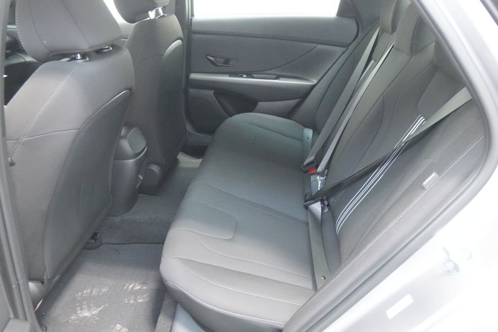 New 2026 Hyundai Elantra Sport image 17