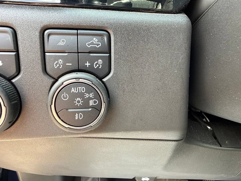 Used 2022 Chevrolet Silverado 1500 ZR2 w/ Technology Package AWD/4WD image 27