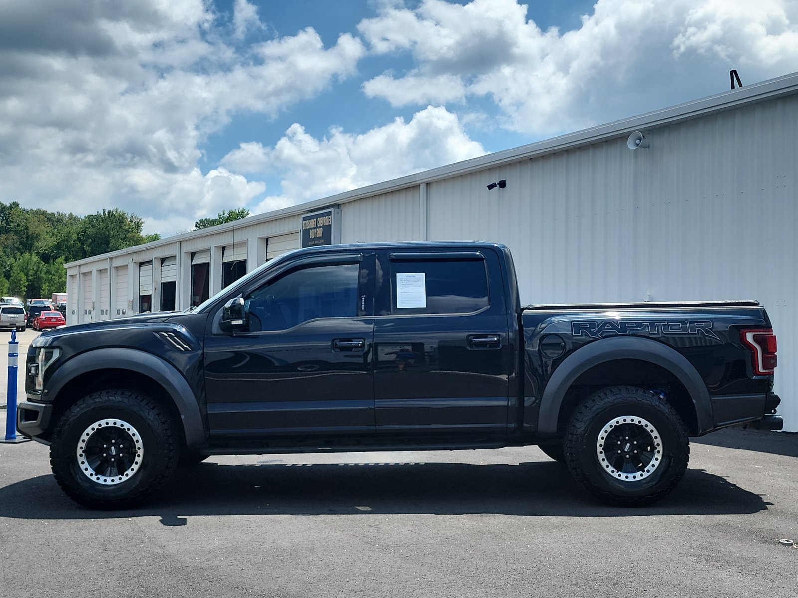 Used 2017 Ford F150 Raptor w/ Equipment Group 802A Luxury AWD/4WD image 2