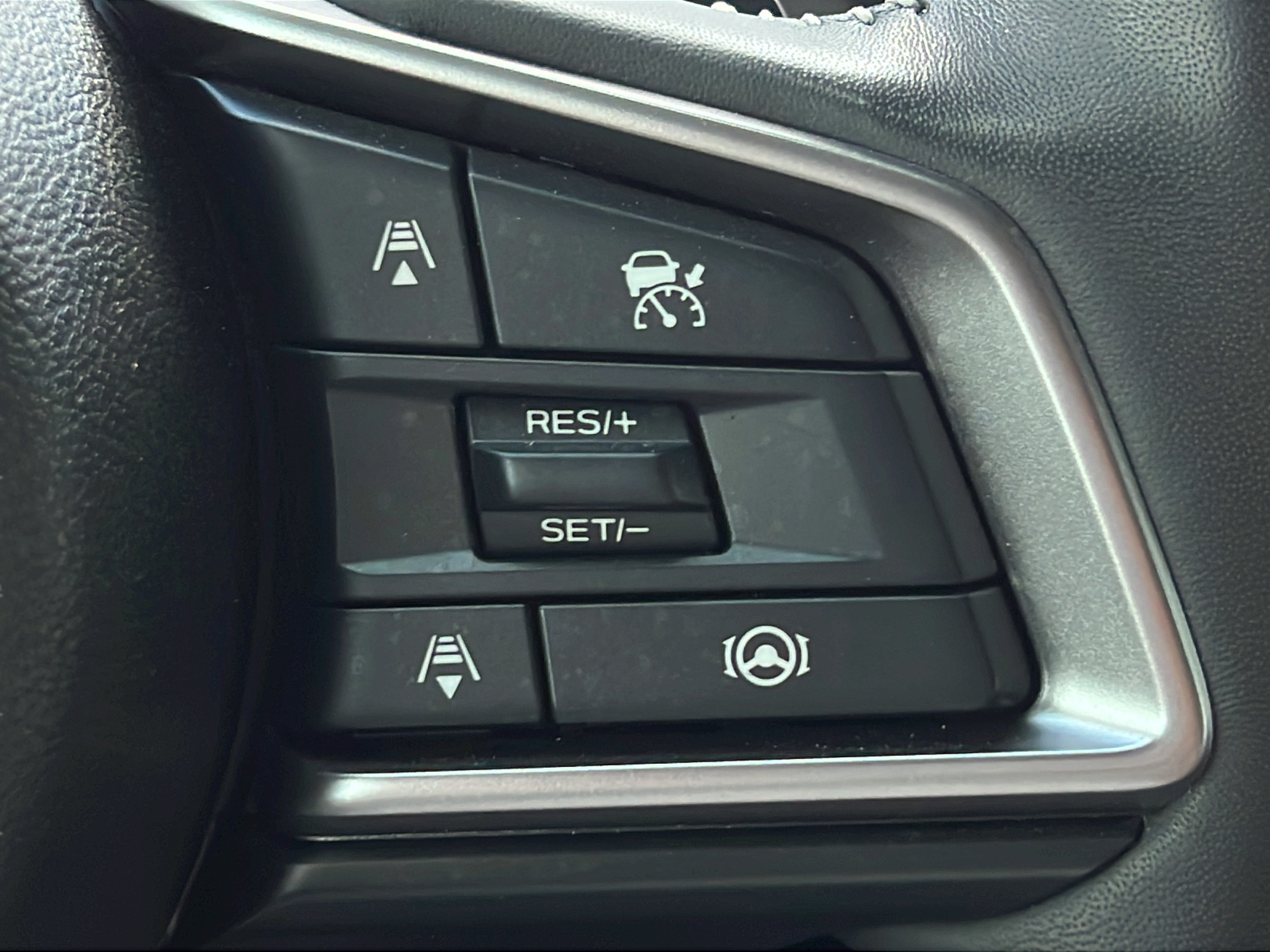 Used 2024 Subaru Ascent Touring AWD/4WD image 20