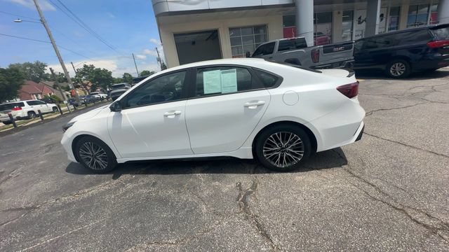 Certified 2023 Kia Forte GT-Line FWD image 6