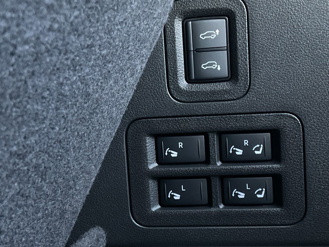 New 2026 Nissan Armada PRO-4X image 23