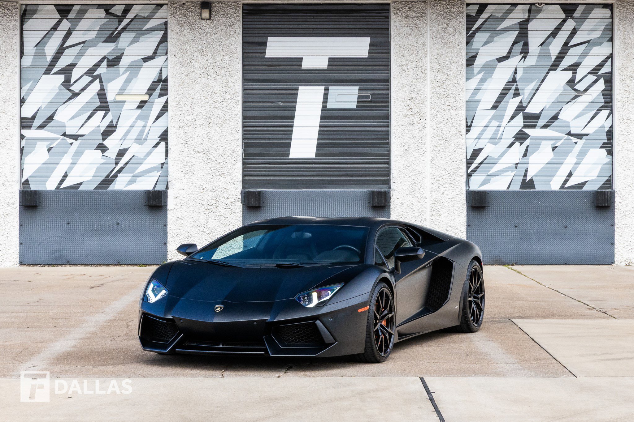 Used 2014 Lamborghini Aventador LP 700-4 image 5