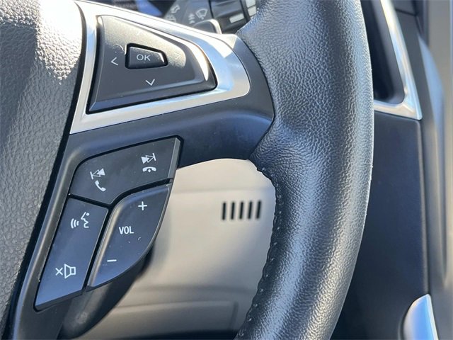 Used 2022 Ford Edge Titanium w/ Class II Trailer Tow Package image 34