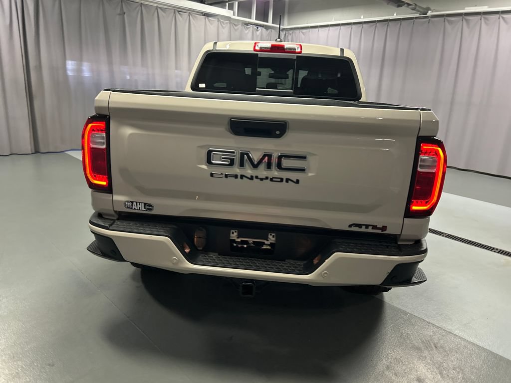 New 2026 GMC Canyon AT4 w/ AT4 Premium Package AWD/4WD image 6