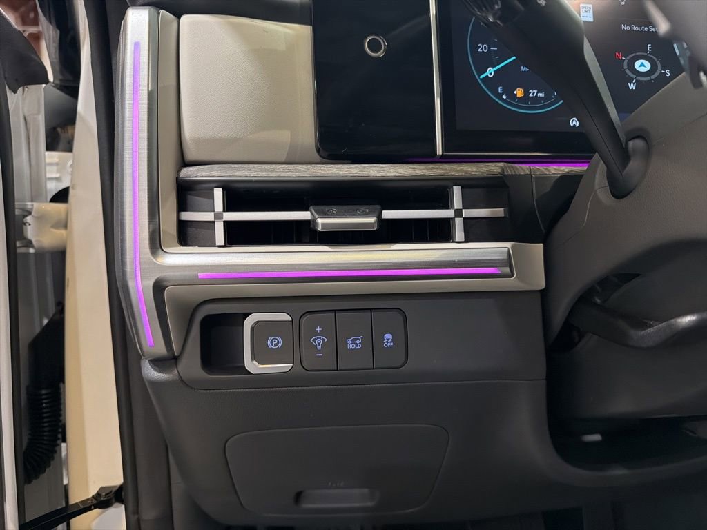 Used 2024 Hyundai Santa Fe Calligraphy image 16