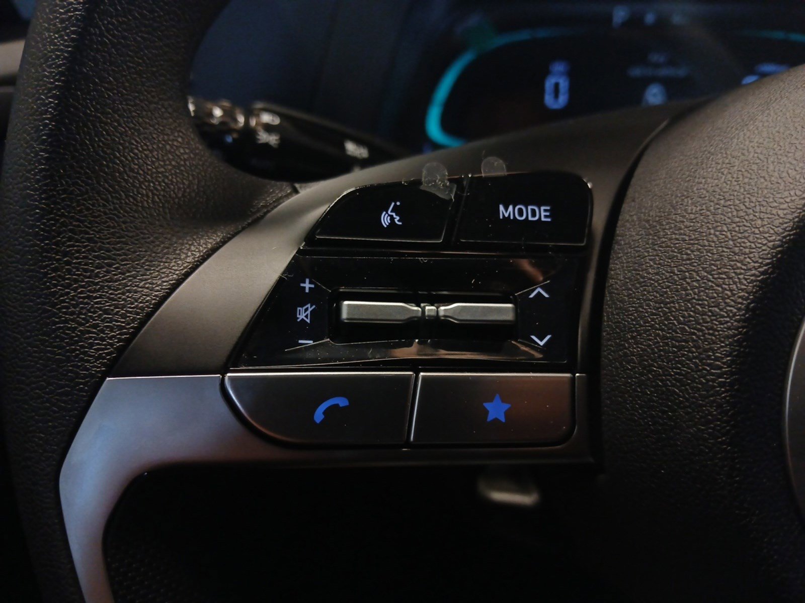 New 2025 Hyundai Elantra Blue image 16