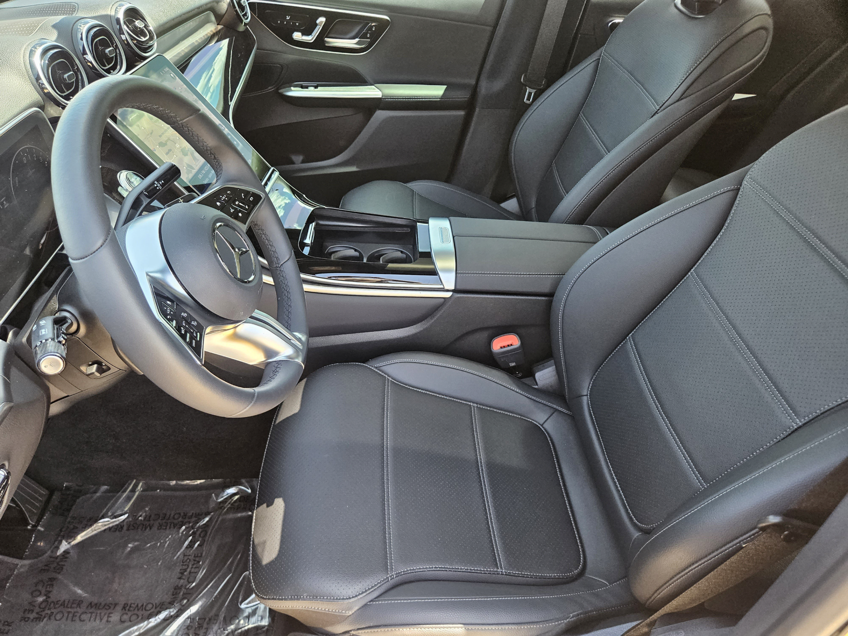 Certified 2026 Mercedes-Benz GLC 350e 4MATIC image 5